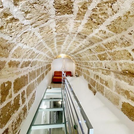 Mediterraneo House- Casa Nel Centro Storico 马蒂诺 外观 照片