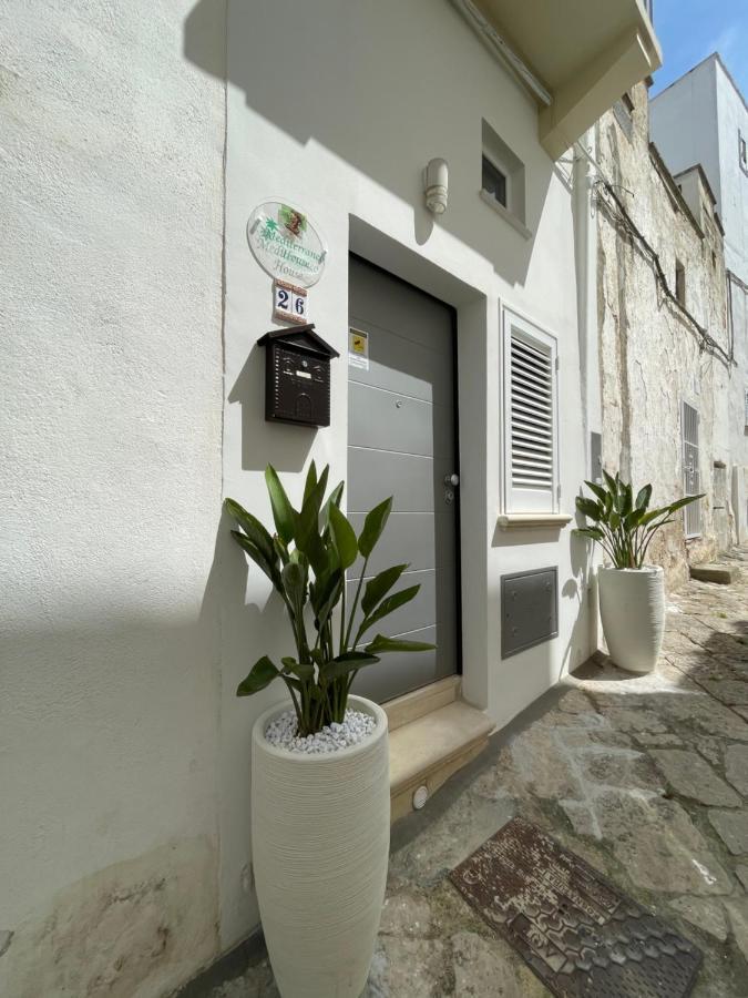 Mediterraneo House- Casa Nel Centro Storico 马蒂诺 外观 照片
